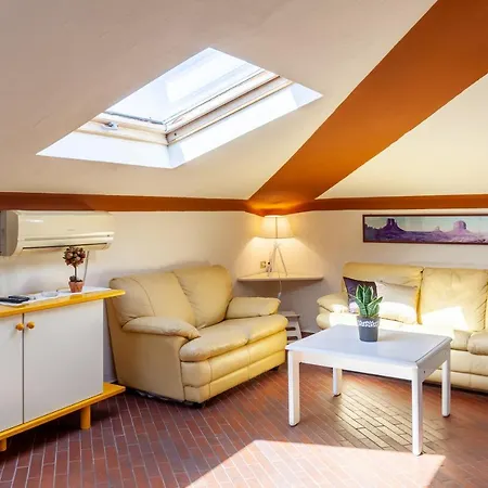 Loft Parallela Lungomare Posto Auto Lägenhet Viareggio