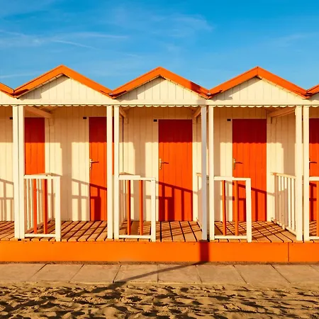 Loft Parallela Lungomare Posto Auto Viareggio